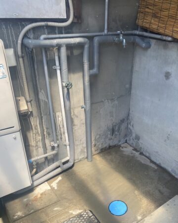 愛知県一宮市の給水管工事｜給水管引き直しと保温カバー施工後の完了写真