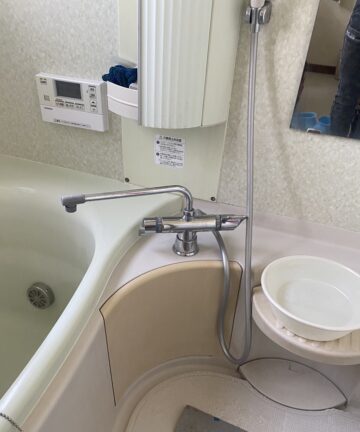 愛知県豊田市の浴室蛇口交換工事|水が出なくなった既設浴室水栓の施工前写真