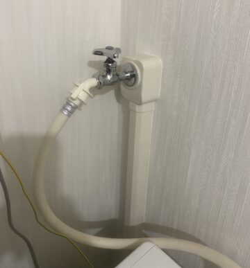 愛知県名古屋市の洗濯水栓工事｜老朽化した洗濯機用蛇口の施工前写真