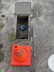 愛知県瀬戸市の屋外給水管水漏れ修理｜新設配管とコンクリート復旧後の施工後写真