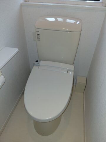 alt="愛知県一宮市でトイレタンクレバー不具合に伴う便器交換と床フランジ加工を行った施工事例"
